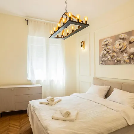 Mone 2 Bedroom Διαμέρισμα Βελιγράδι